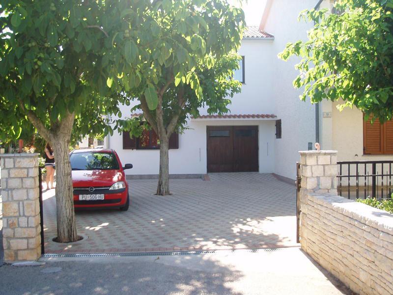 Bruni Apartment *